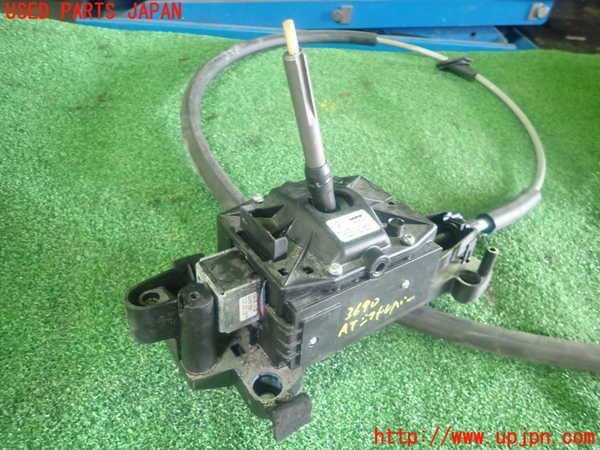 1UPJ-9236907555]ポルシェ・ボクスター(987MA120)ATシフトレバー 中古_2