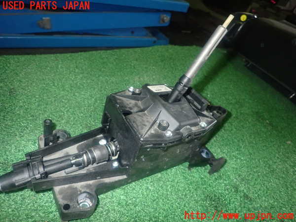 1UPJ-9236907555]ポルシェ・ボクスター(987MA120)ATシフトレバー 中古_3