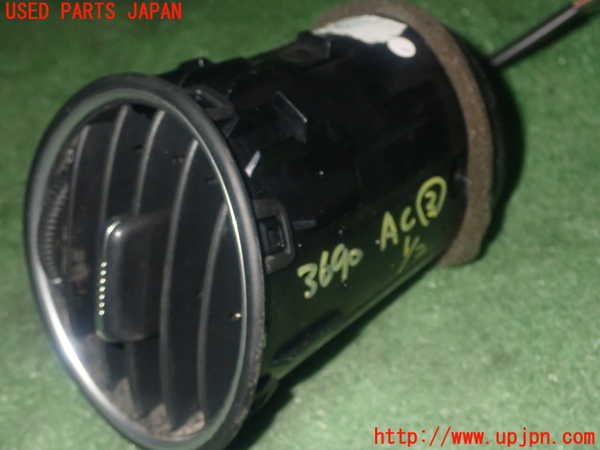 1UPJ-9236907528]ポルシェ・ボクスター(987MA120)エアコン吹き出し口3 (真中) 中古_4