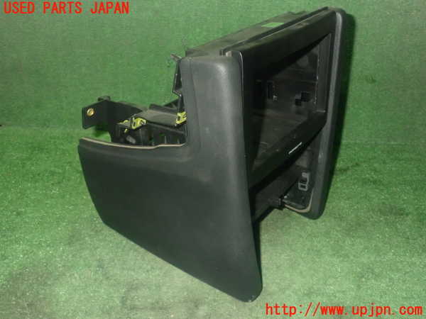 1UPJ-9236907549]ポルシェ・ボクスター(987MA120)コンソール 中古_3