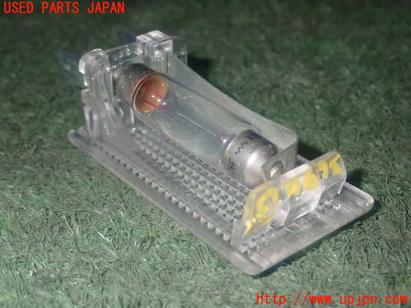 1UPJ-9236906413]ポルシェ・ボクスター(987MA120)ルームランプ3 (ラゲッジ真中) 中古_2