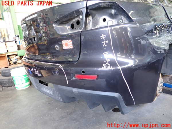 2UPJ-9236911610]ランエボ10(CZ4A)リアバンパー 中古_2