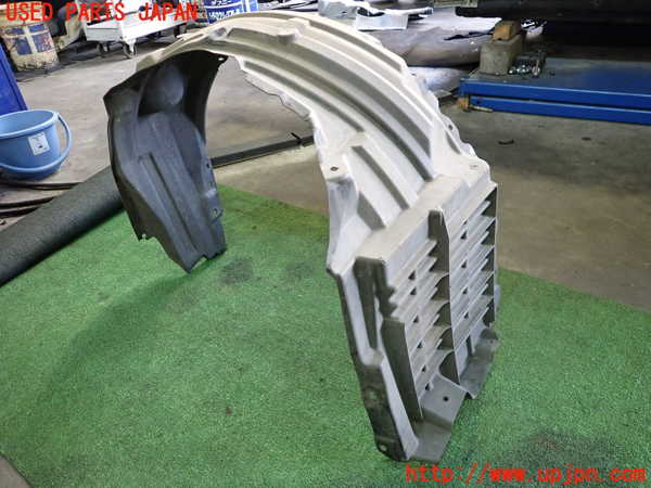 2UPJ-9236911092]ランエボ10(CZ4A)左前フェンダーライナー 中古_3
