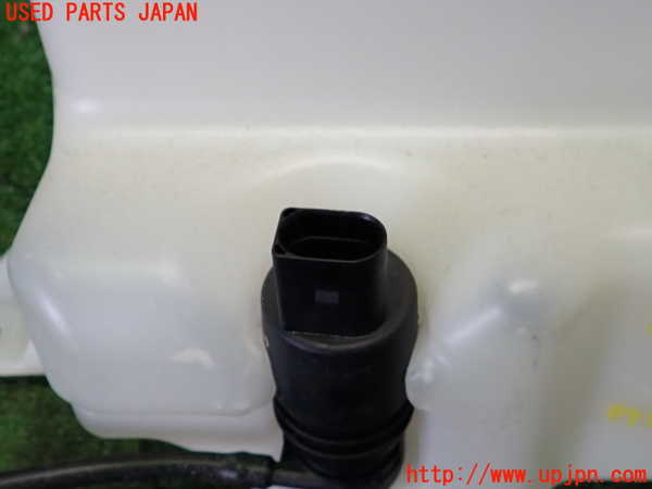 2UPJ-9236916791]ランエボ10(CZ4A)ウォッシャータンク1 中古_3