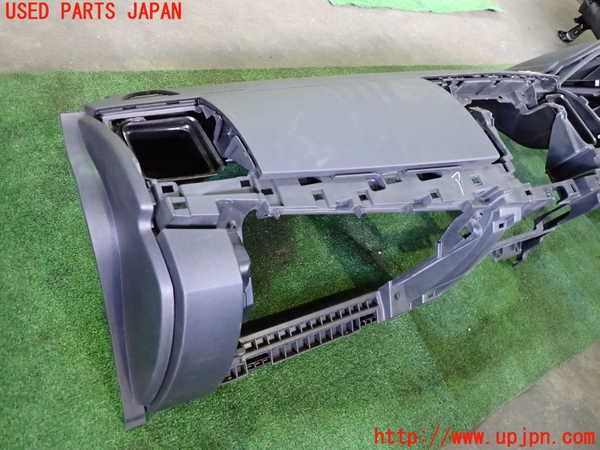 2UPJ-9236917505]ランエボ10(CZ4A)ダッシュボード 中古_4