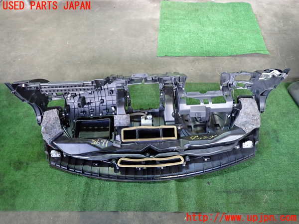 2UPJ-9236917505]ランエボ10(CZ4A)ダッシュボード 中古_5