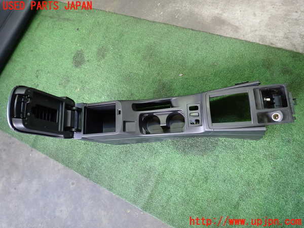2UPJ-9236917540]ランエボ10(CZ4A)センターコンソール 中古_4