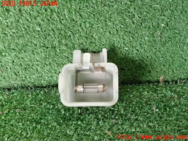 2UPJ-9236916413]ランエボ10(CZ4A)ルームランプ3 (ラゲッジ真中) 中古_2