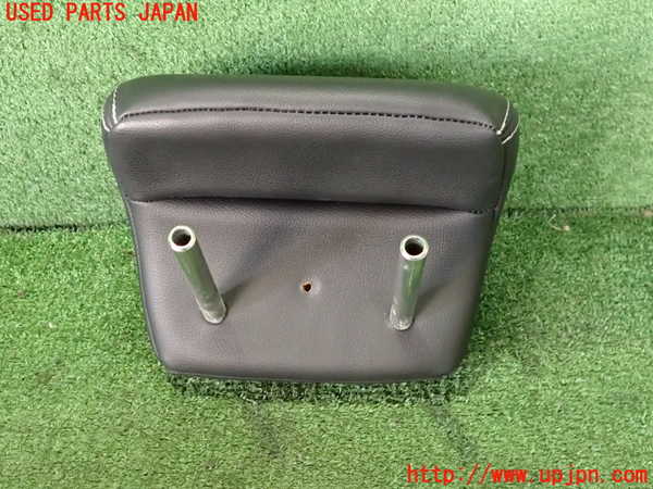 2UPJ-9236917180]ランエボ10(CZ4A)左2列目ヘッドレスト 中古_4