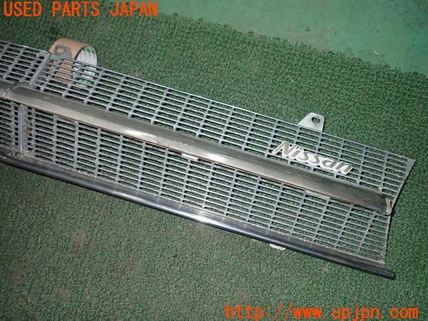 3UPJ=9236920047]グロリア スーパー6 タテグロ(PA30)前期 純正 フロントグリル ラジエーターグリル 希少 旧車 中古_2