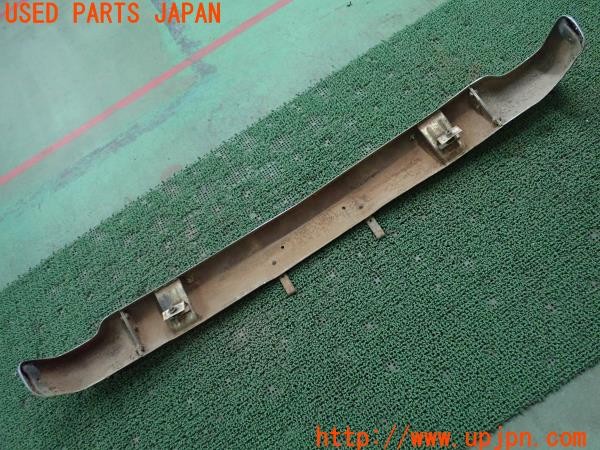 3UPJ=9236920048]グロリア スーパー6 タテグロ(PA30)前期 フロントバンパー 希少 旧車 中古_5