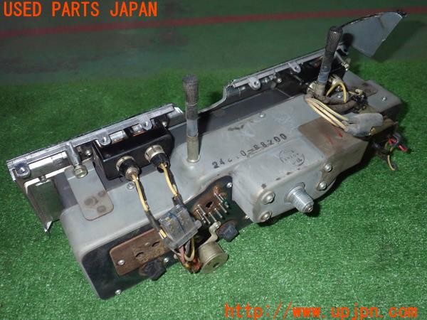 3UPJ=9236920538]グロリア スーパー6 タテグロ(PA30)前期 純正 24810-68200 スピードメーター 希少 旧車 中古_3
