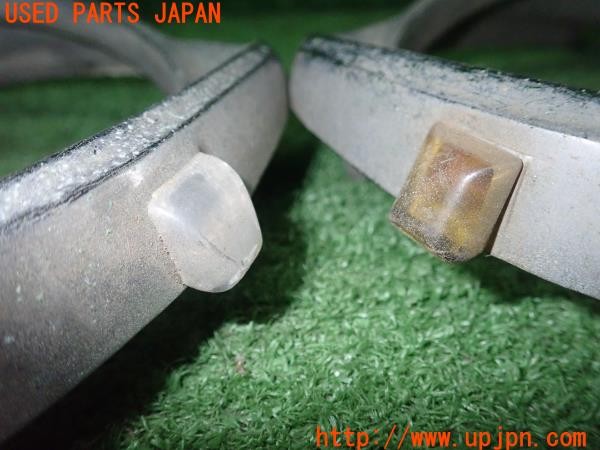 3UPJ=9236920590]グロリア スーパー6 タテグロ(PA30)前期 純正 ヘッドライトリム① ヘッドライトガーニッシュ 希少 旧車 中古_5