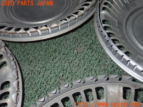 3UPJ=9236920974]グロリア スーパー6 タテグロ(PA30)前期 純正？ ホイールキャップ カバー 4枚セット 希少 旧車 中古_3