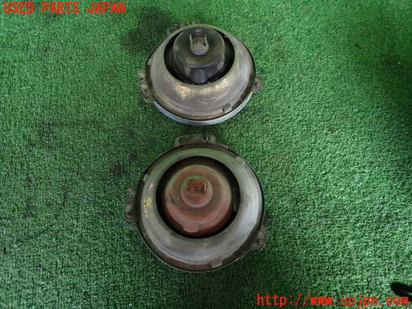 2UPJ-9236921130]グロリア タテグロ(PA30)右ヘッドライト ハロゲン 中古_3