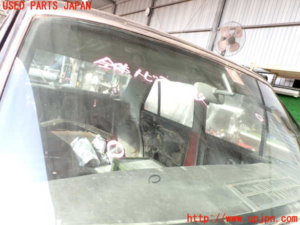 2UPJ-9236921195]グロリア タテグロ(PA30)フロントガラス 中古 NIPPON SAFETY_2