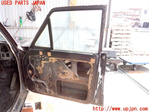 2UPJ-9236921230]グロリア タテグロ(PA30)右前ドア ジャンク NIPPON SAFETY G7 M3_5