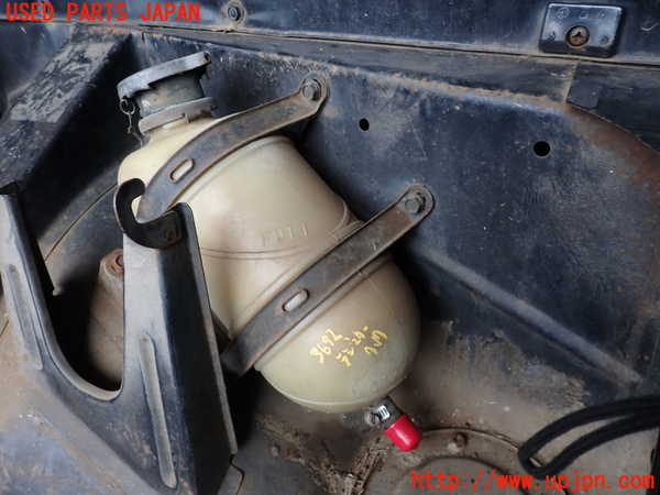 2UPJ-9236922410]グロリア タテグロ(PA30)ラジエータータンク 中古_2