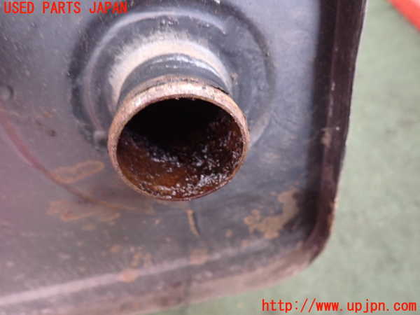 2UPJ-9236922500]グロリア タテグロ(PA30)燃料タンク ジャンク_3