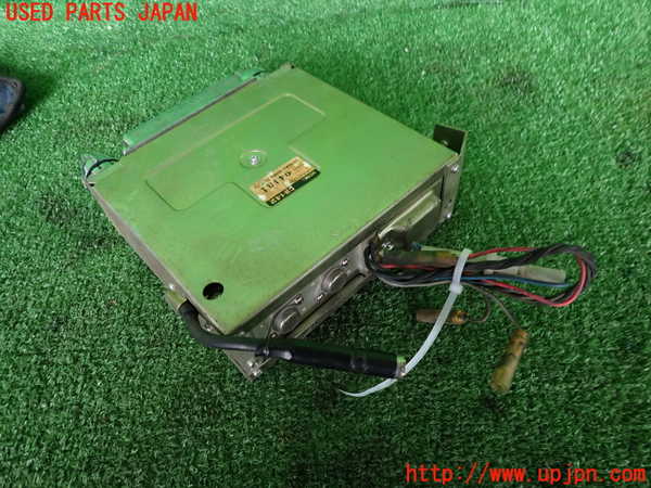 2UPJ-9236926470]グロリア タテグロ(PA30)ラジオ 中古_2