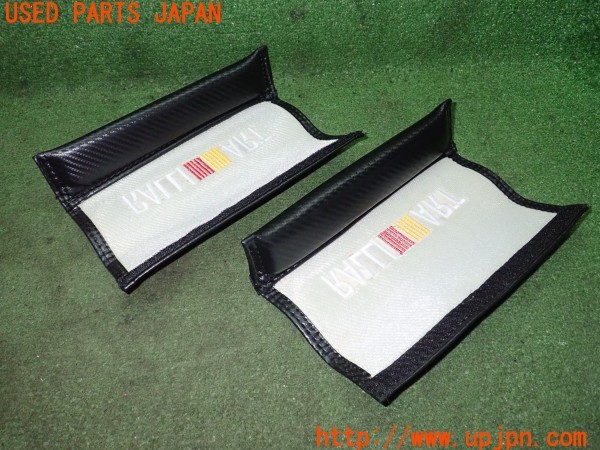 3UPJ=9236930001]アウトランダー PHEV P(GN0W)社外 シートベルトパッド 中古_4