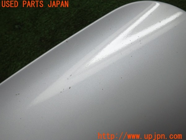 3UPJ=9236930014]アウトランダー PHEV P(GN0W)純正 充電ポートカバー 充電口カバー 右リア側 中古_3