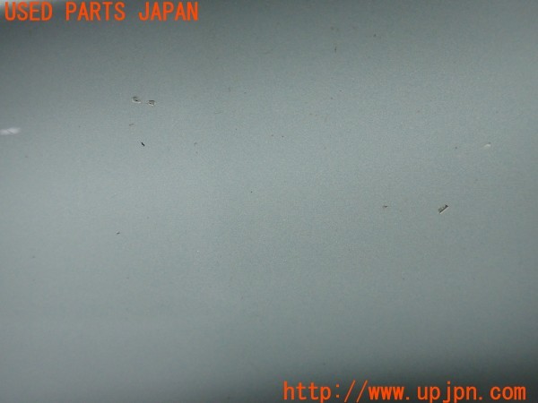 3UPJ=9236930014]アウトランダー PHEV P(GN0W)純正 充電ポートカバー 充電口カバー 右リア側 中古_4