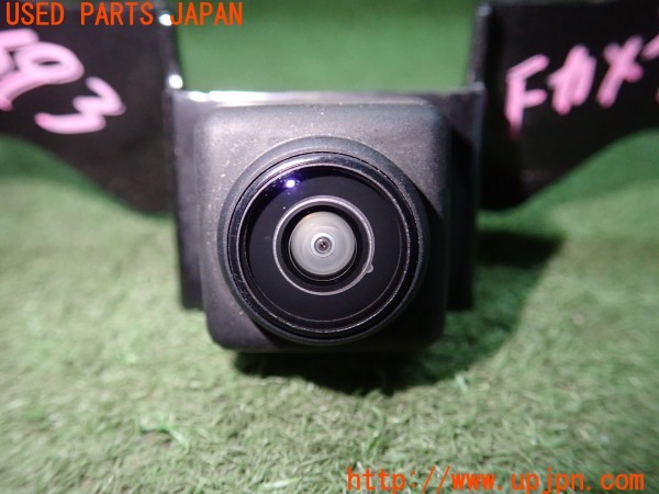 3UPJ=9236930560]アウトランダー PHEV P(GN0W)純正 VCB-N863F フロントカメラ 中古_3