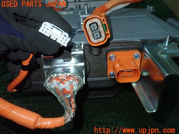 3UPJ=9236930579]アウトランダー PHEV P(GN0W)純正 コンバーターセット ACインバーター DCコンバーター ユニット 中古_4