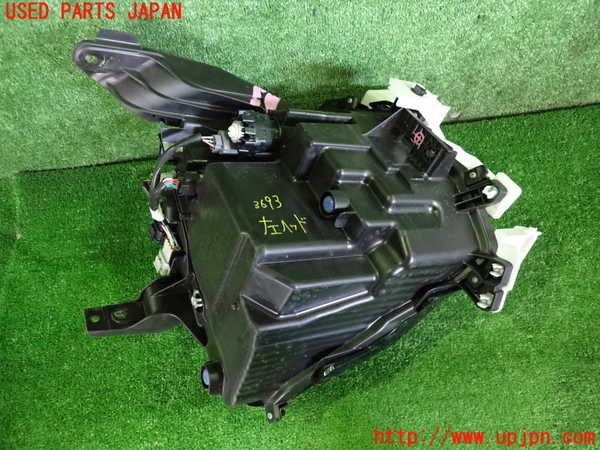 2UPJ-9236931132]アウトランダーPHEV(GN0W)左ヘッドライト LED (ジャンク品) 中古_3