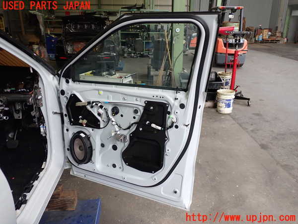 2UPJ-9236931230]アウトランダーPHEV(GN0W)右前ドア (43R-019795) (ジャンク品) 中古_4