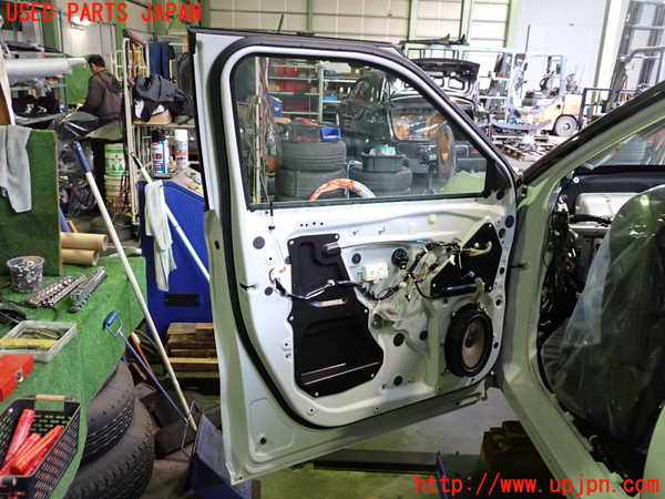 2UPJ-9236931260]アウトランダーPHEV(GN0W)左前ドア (43R-019795) 中古_4