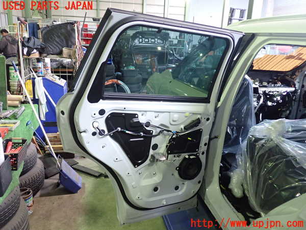 2UPJ-9236931320]アウトランダーPHEV(GN0W)左後ドア (43R-005166) 中古_4