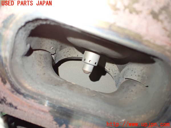 2UPJ-9236932041]アウトランダーPHEV(GN0W)エキマニ1 (触媒 マニバーター) 中古_4