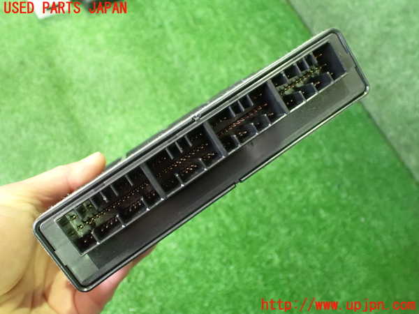 2UPJ-9236936155]アウトランダーPHEV(GN0W)コンピューター10 中古_4