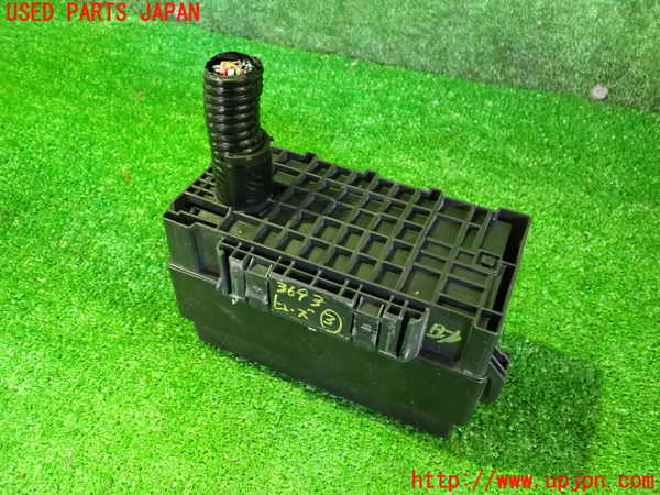 2UPJ-9236936743]アウトランダーPHEV(GN0W)ヒューズボックス3 中古_2