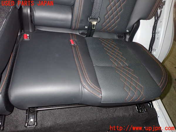 2UPJ-9236937175]アウトランダーPHEV(GN0W)左2列目シート 中古_3