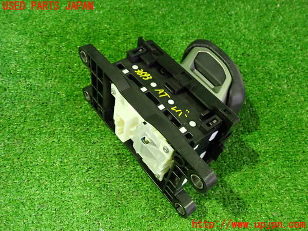 2UPJ-9236937555]アウトランダーPHEV(GN0W)ATシフトレバー 中古_2