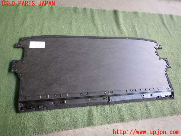 2UPJ-9236937771]アウトランダーPHEV(GN0W)ラゲッジトレイ1 中古_2