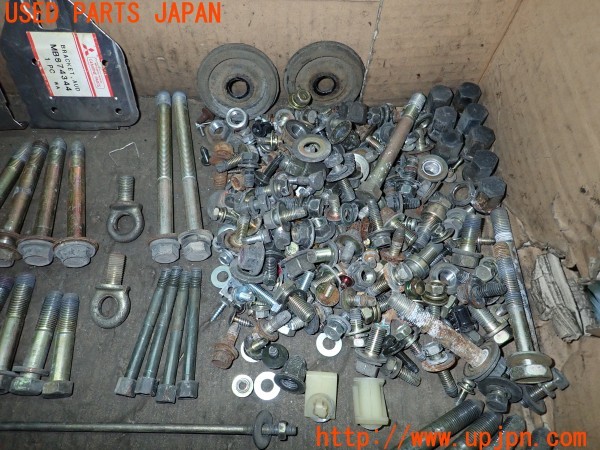 3UPJ=9236940720]ランエボ4 GSR(CN9A)ネジ・ナット・ステー類 セット ジャンク_4