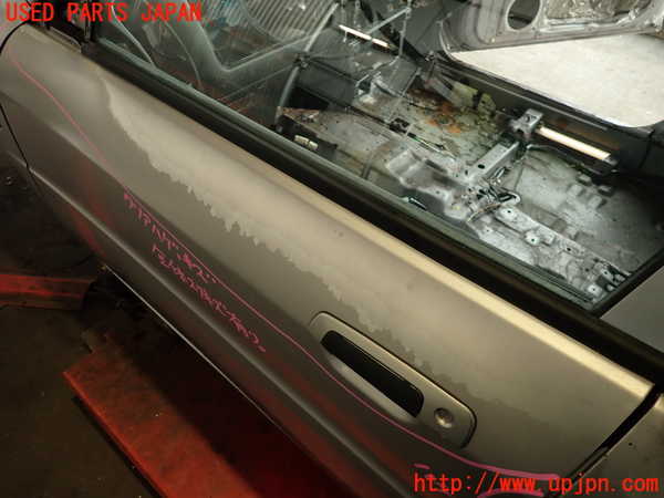 2UPJ-9236941260]ランエボ(CN9A)左前ドア 中古(43R-00033 M213)_2