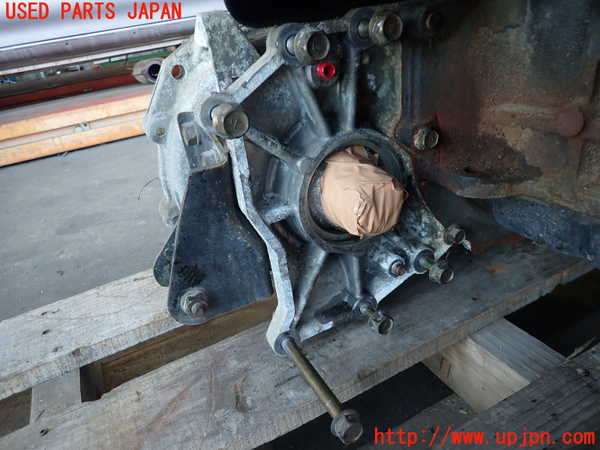 2UPJ-9236943200]ランエボ(CN9A)ミッション MT 4G63 4WD 中古_3