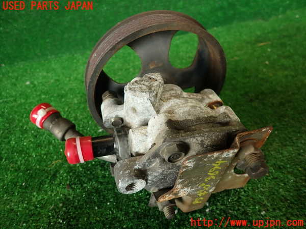 2UPJ-9236944250]ランエボ(CN9A)パワステポンプ 中古_2