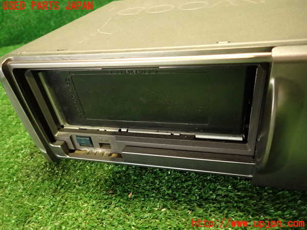 2UPJ-9236946505]ランエボ(CN9A)社外 CDチェンジャー 中古_2