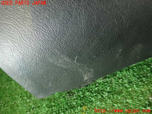 2UPJ-9236947516]ランエボ(CN9A)グローブボックス1 中古_3