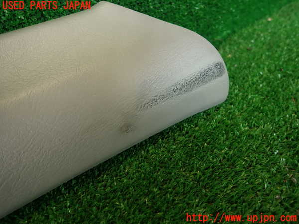2UPJ-9236947655]ランエボ(CN9A)右フロントピラートリム (ジャンク品) 中古_4