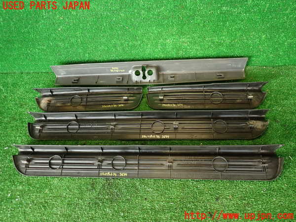 2UPJ-9236947740]ランエボ(CN9A)スカッフプレート 中古_5