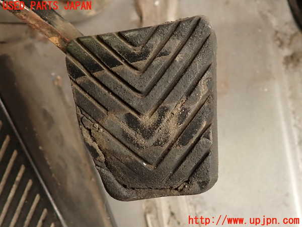 2UPJ-9236947590]ランエボ(CN9A)クラッチペダル 中古_2