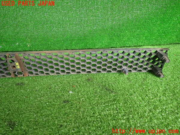 2UPJ-9236961050]セリカXX(GA61)ラジエターグリル 中古_4