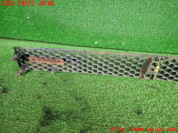 2UPJ-9236961050]セリカXX(GA61)ラジエターグリル 中古_5